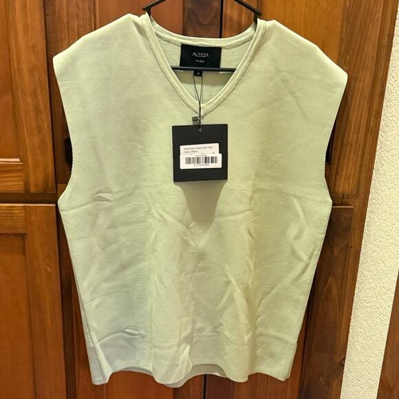 Aleeza Paris Sage Green Sleeveless Sweater Vest NWT MED - Picture 3 of 6